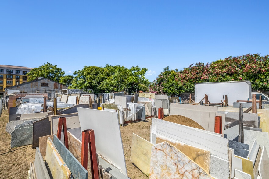 More Photos Of 1194 Lick Ave, San Jose Service For Sale