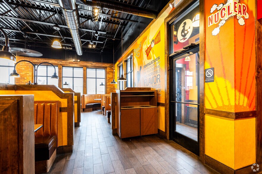 More Photos Of 12195 S Strang Line Rd, Olathe Fast Food For Lease