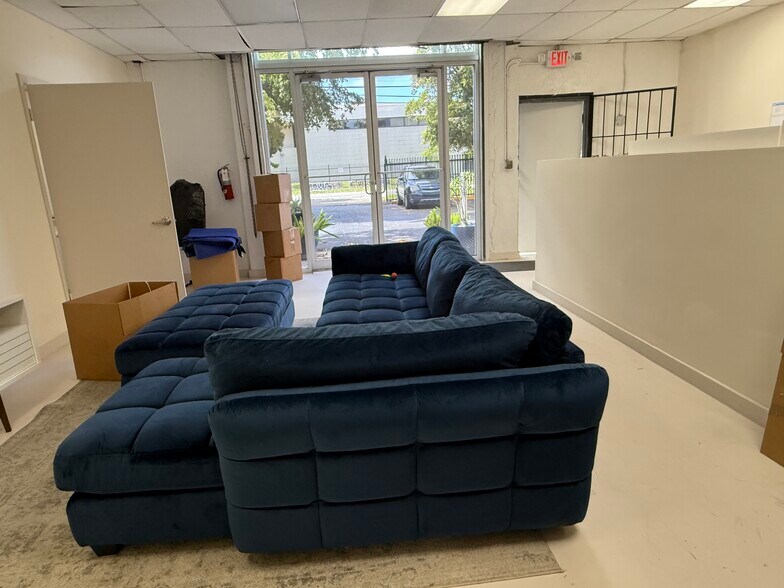 More Photos Of 777 NW 28th St, Miami Warehouse For Lease