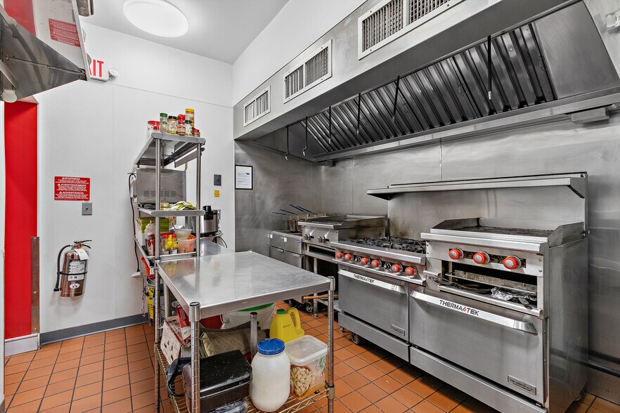 More Photos Of 29 Linden St, Medford Flex For Sale
