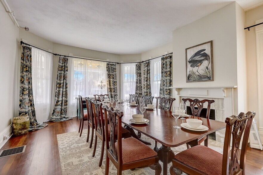 More Photos Of 404 S Ridgewood Ave, Daytona Beach Apartments For Sale