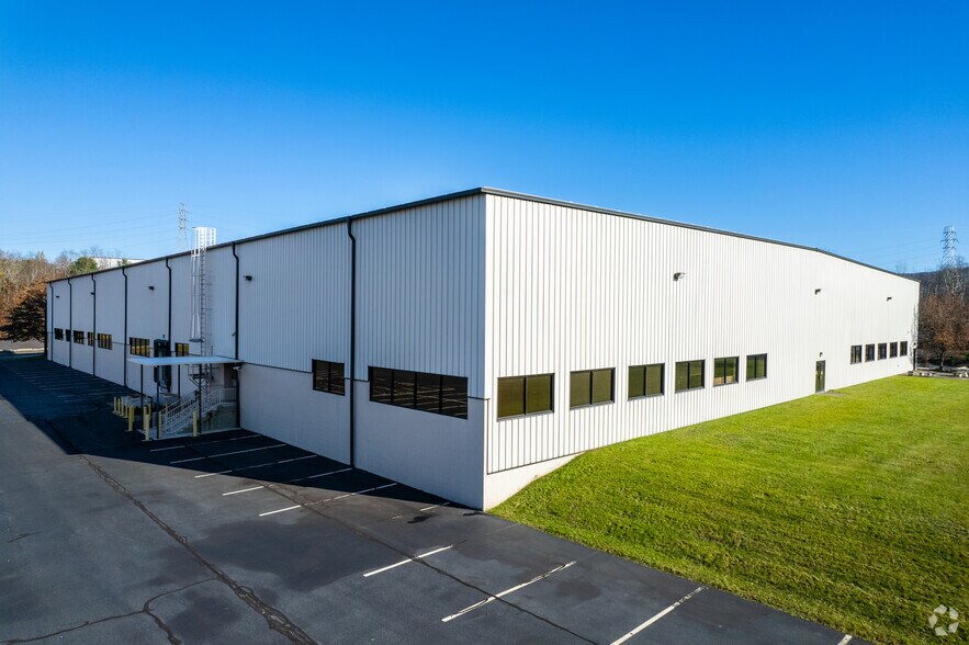 More Photos Of 600 Lasley Ave, Wilkes Barre Light Manufacturing For Lease