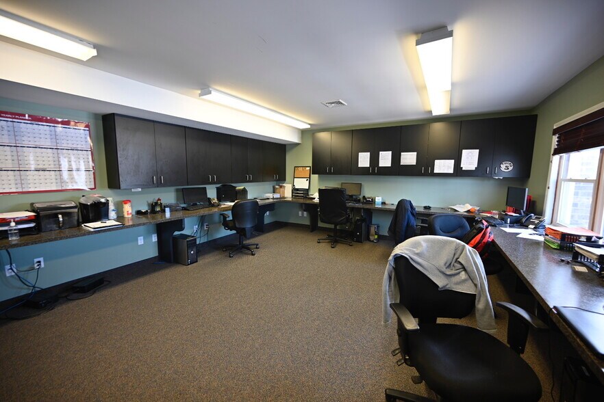 More Photos Of 32 Piermont Rd, Cresskill Office For Sale