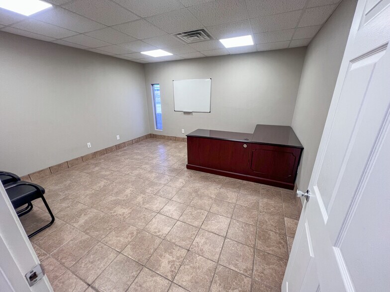 More Photos Of 6610 E Hwy 80 & 6618 E Hwy 80, Midland Industrial For Sale