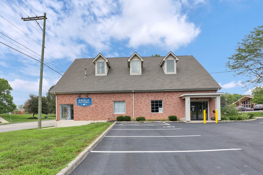 More Photos Of 1020 High St, Worthington Freestanding For Sale