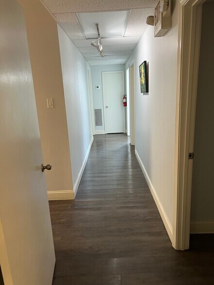 More Photos Of 3652 Chamblee Dunwoody Rd, Chamblee Medical For Lease