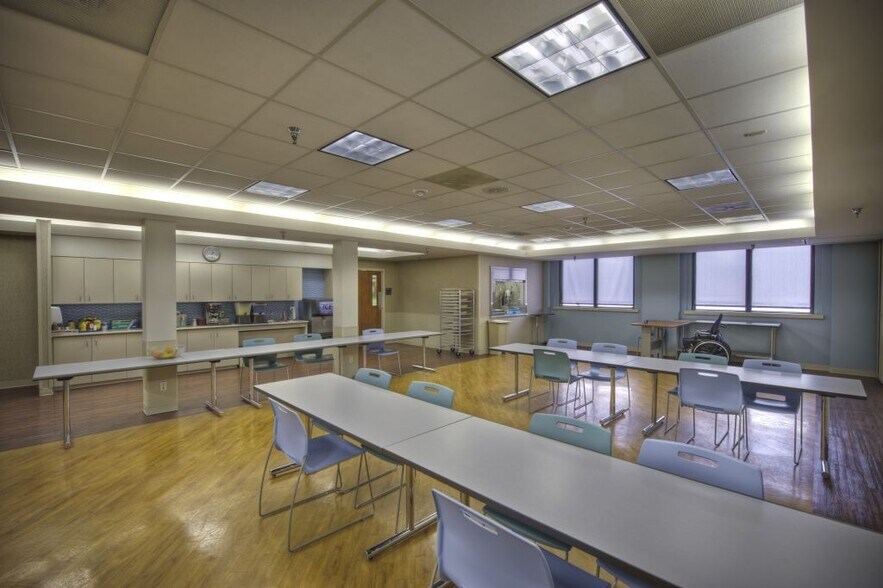 More Photos Of 1528 Post Office St, Galveston Rehabilitation Center For Sale