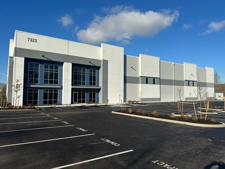 More Photos Of 7323 Valley Ave E, Fife Distribution For Lease