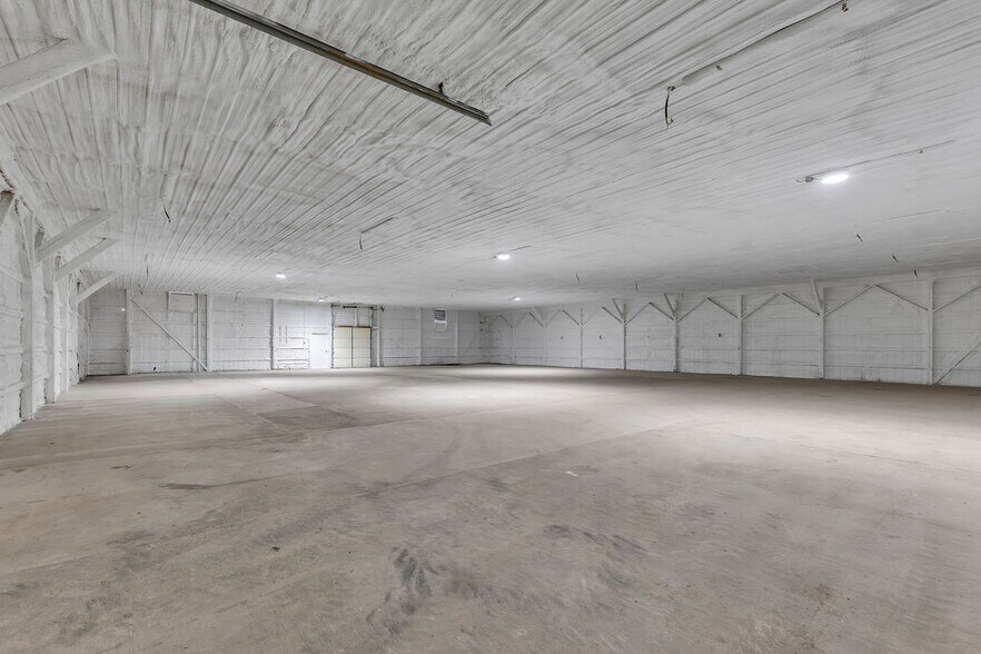 More Photos Of 1600 Park Lane Dr, Trenton Industrial For Sale