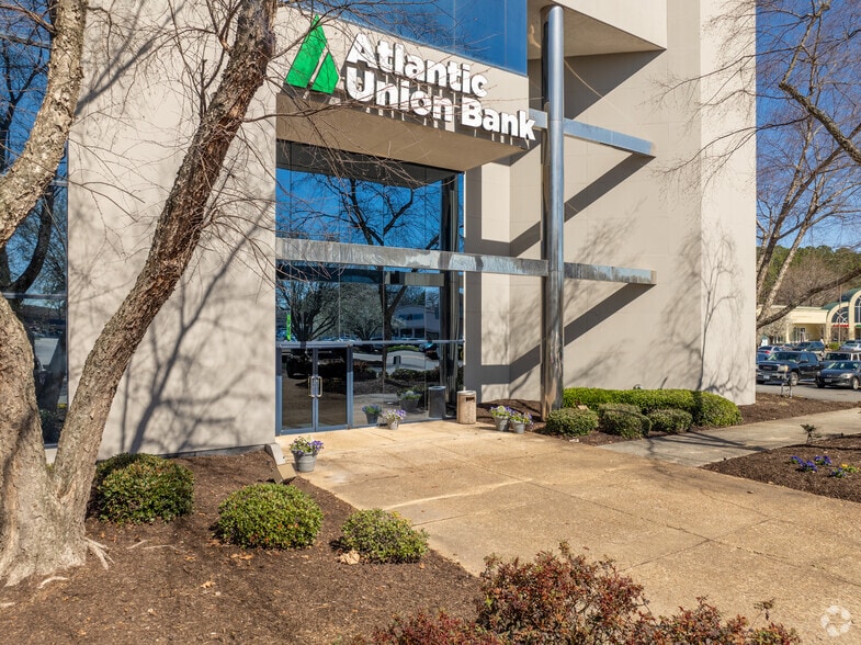 More Photos Of 603 Pilot House Dr, Newport News Office For Lease