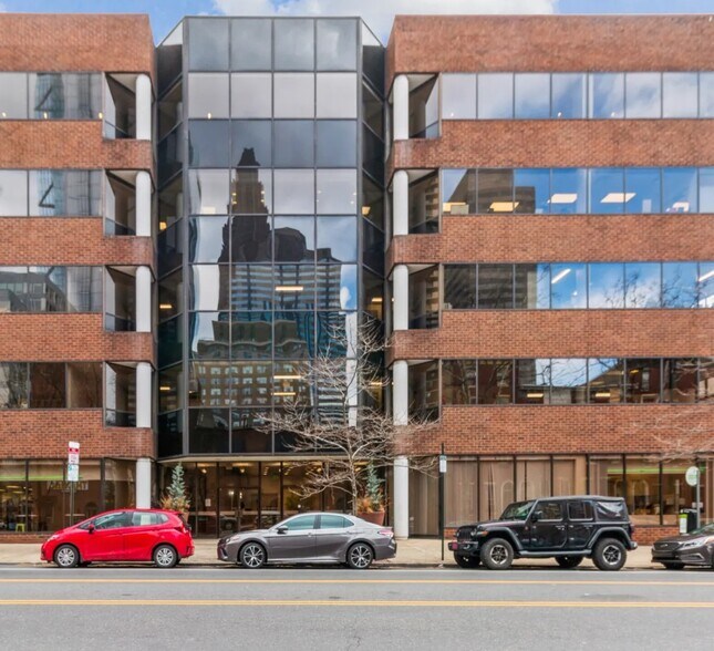 More Photos Of 100 N 20th St, Philadelphia Office For Lease