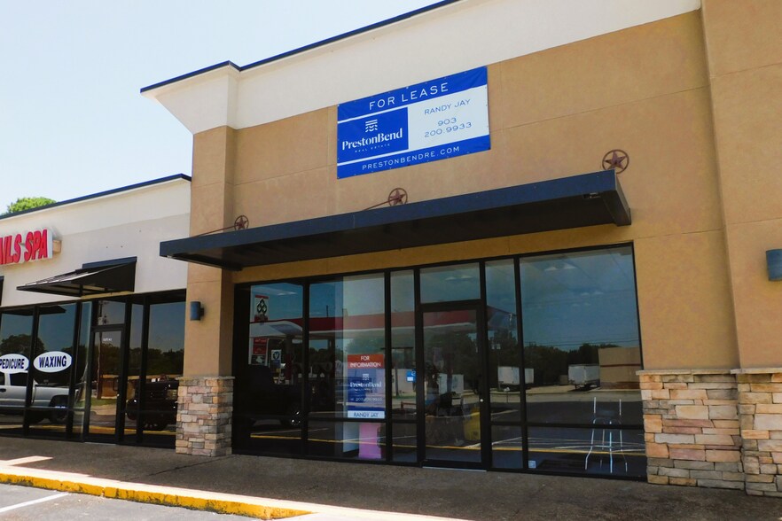More Photos Of 101 W FM 120, Pottsboro Storefront Retail Office For Lease