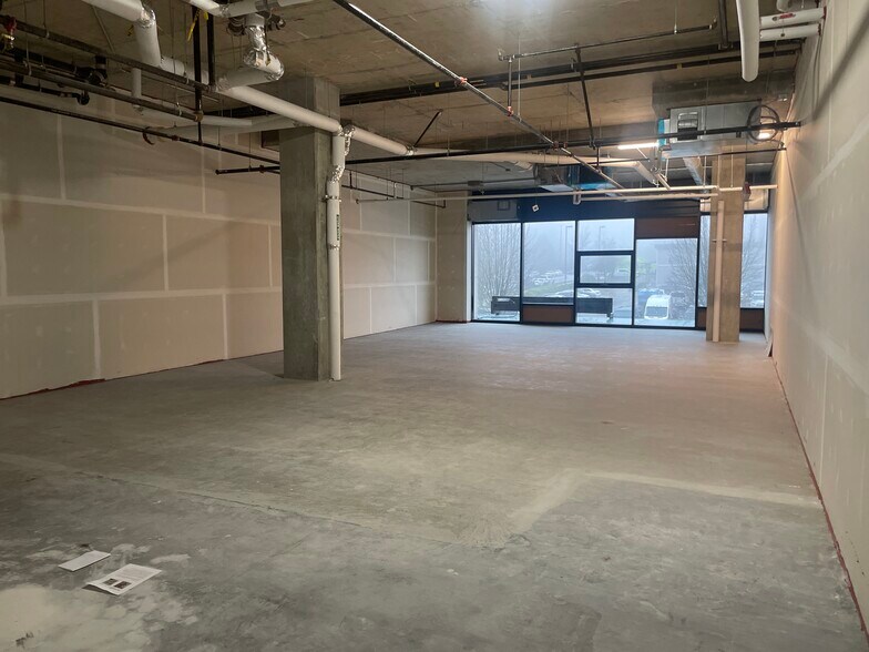More Photos Of 1526 Finlay St, White Rock Apartments For Sale
