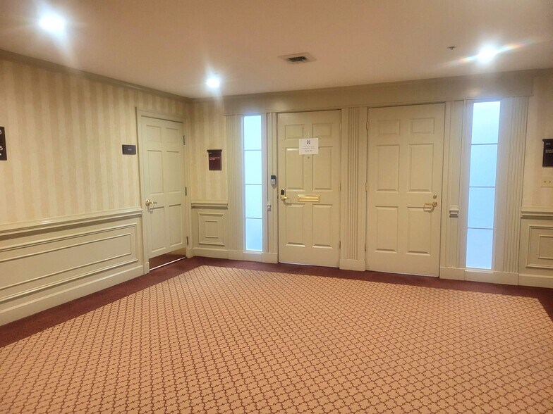 More Photos Of 1400 Front Ave, Lutherville Office For Sale