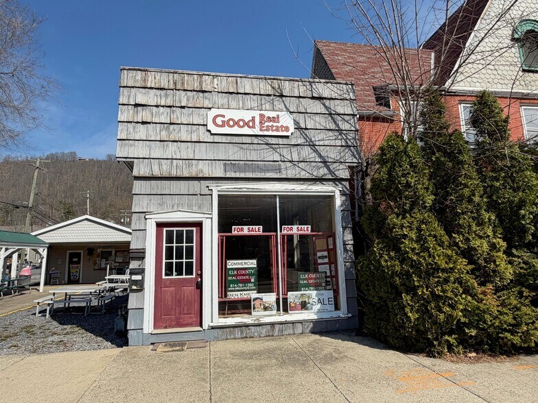 Primary Photo Of 12 W 4th St, Emporium Office For Sale