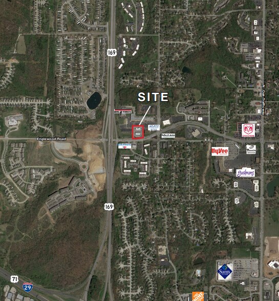 More Photos Of 528 NW Englewood Rd, Kansas City Convenience Store For Sale