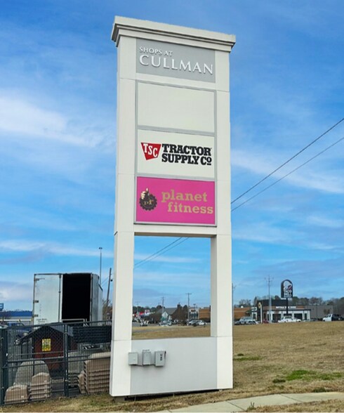 More Photos Of 1731 2nd Ave SW, Cullman General Retail For Sale