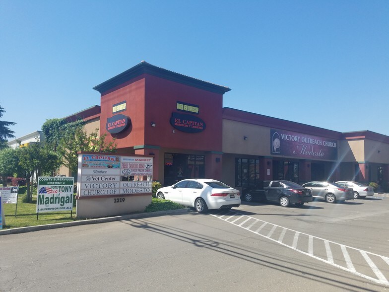 More Photos Of 1219 N Carpenter Rd, Modesto Storefront Retail Office For Lease