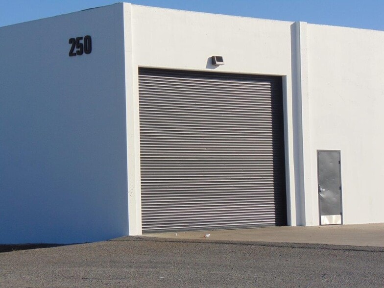 More Photos Of 250 Walsh Ave, Hamilton City Distribution For Sale