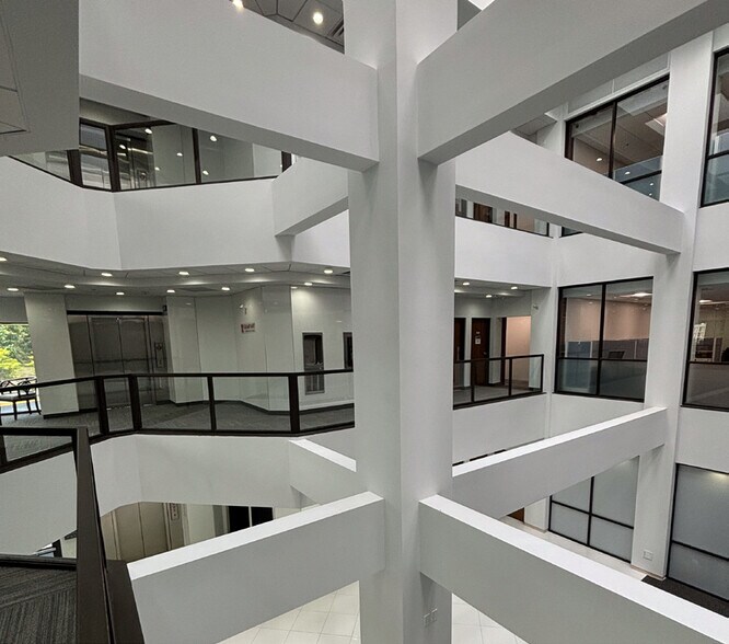 More Photos Of 881 Elkridge Landing Rd, Linthicum Office For Lease