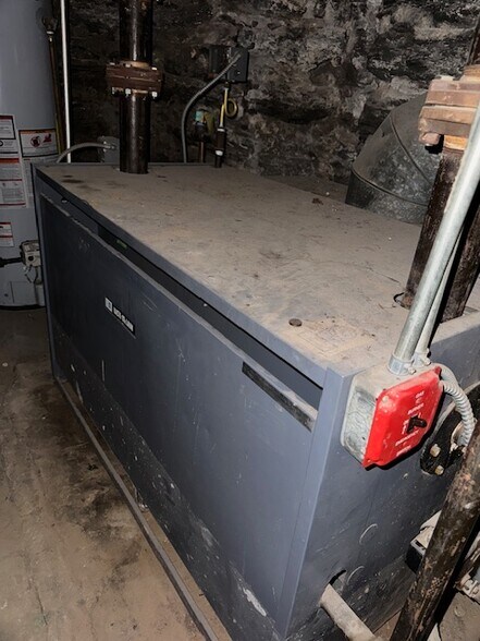 More Photos Of 179 7th Ave, Brooklyn Storefront Retail Residential For Sale