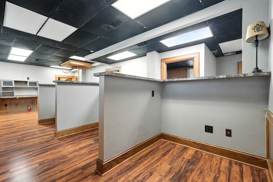 More Photos Of 441 Butternut St, Abilene Office For Sale
