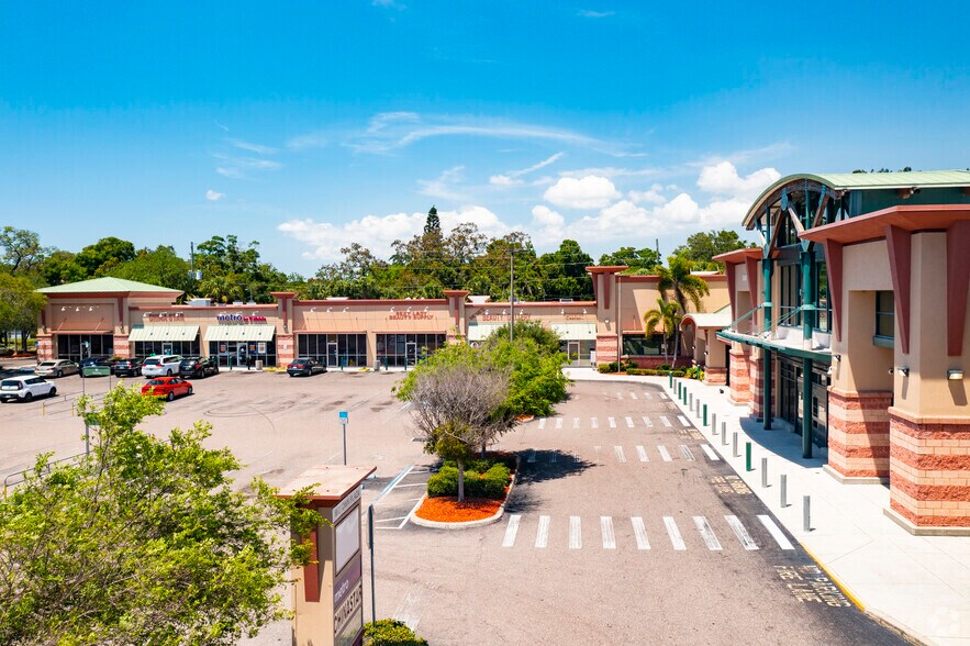 More Photos Of 1794 22nd St S, Saint Petersburg Supermarket For Lease