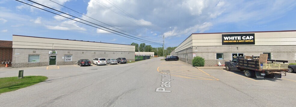 Primary Photo Of 6515 Transit Rd, Bowmansville Warehouse For Lease