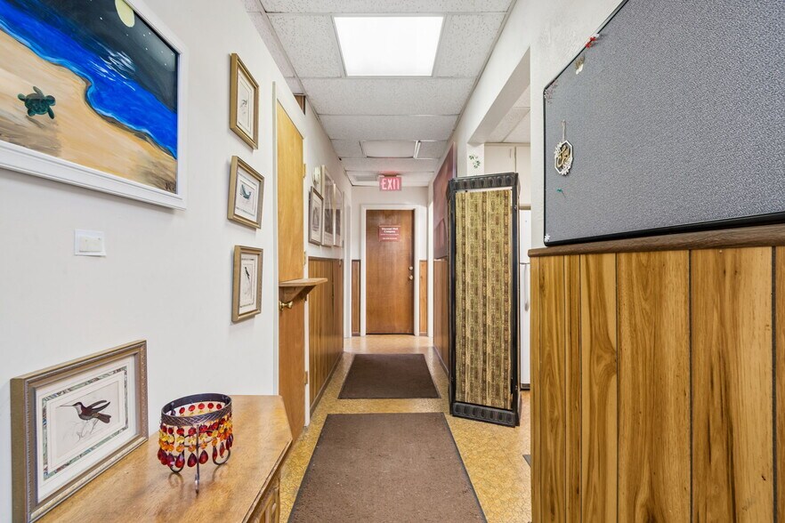 More Photos Of 1401 9th Ave N, Saint Petersburg Medical For Sale