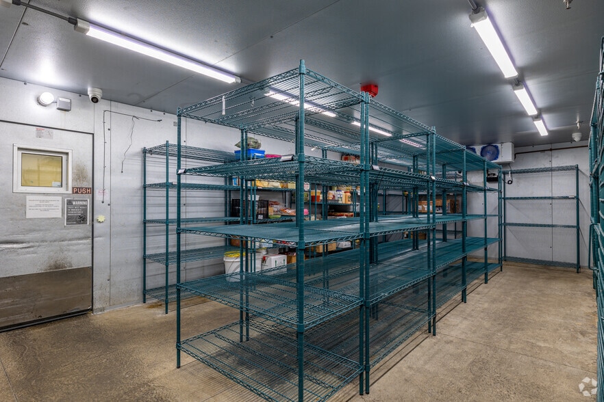 More Photos Of 3300 Fairmount Ave, Philadelphia Warehouse For Lease