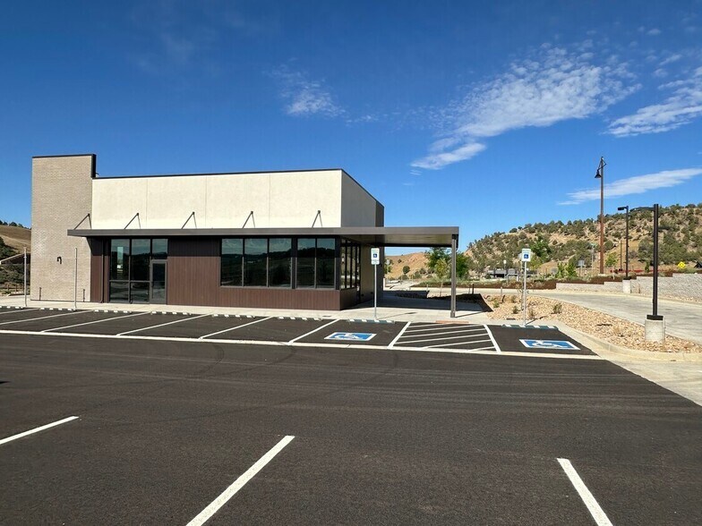 Primary Photo Of 29 Copper Ct, Durango General Retail For Sale