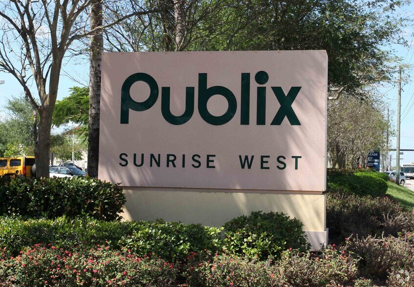 More Photos Of 9010 W Commercial Blvd, Sunrise Unknown For Lease