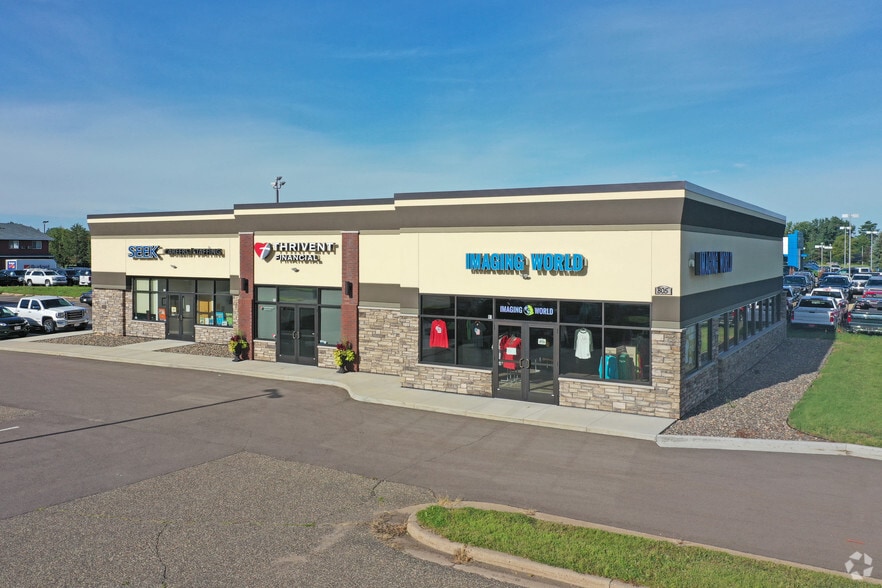 More Photos Of 805 Dominion Dr, Hudson Freestanding For Lease