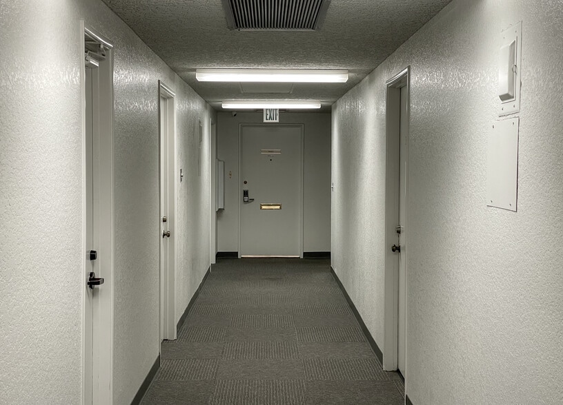 More Photos Of 18062 Irvine Blvd, Tustin Office For Sale