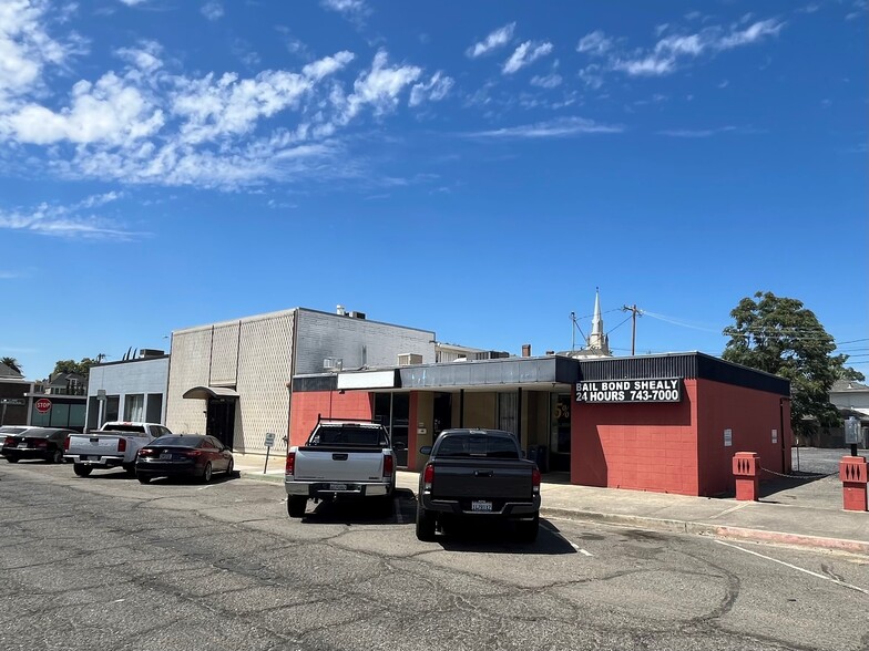 Primary Photo Of 225 6th St, Marysville Storefront For Sale