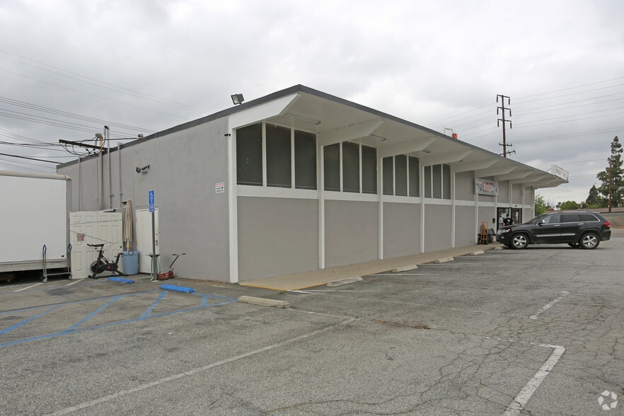 More Photos Of 2681-2701 N Orange Olive Rd, Orange Unknown For Lease