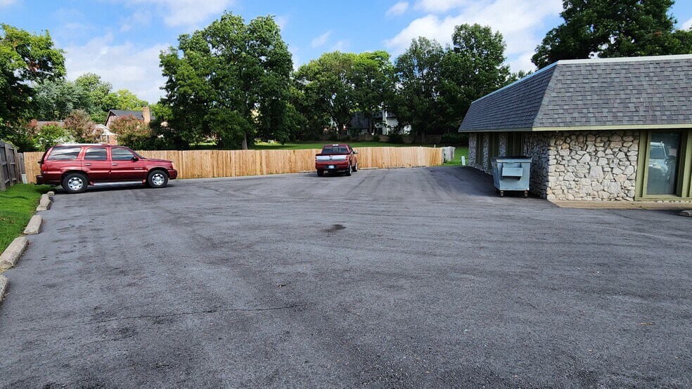 More Photos Of 5530 S 79th Pl, Tulsa Loft Creative Space For Lease