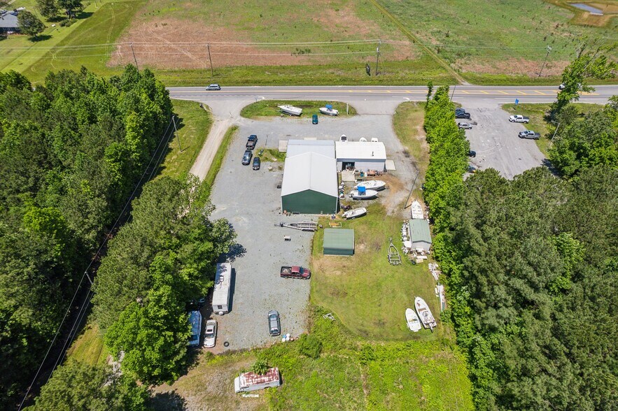 More Photos Of 1856 Buckley Hall Rd, Cobbs Creek Warehouse For Sale