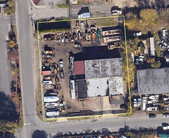 More Photos Of 275 Ellsworth St, Holbrook Warehouse For Sale