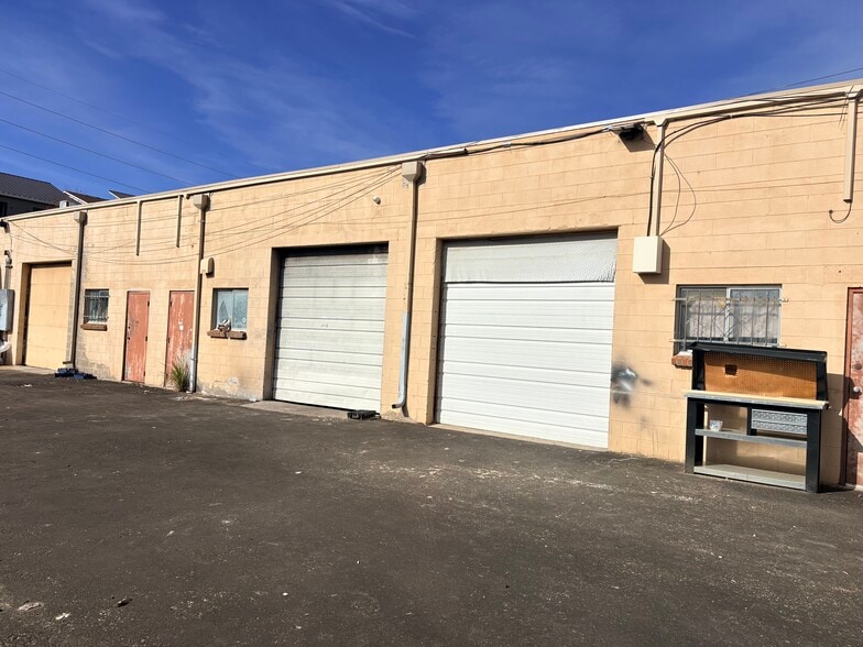 More Photos Of 2199 S Parker Rd, Denver Storefront For Sale
