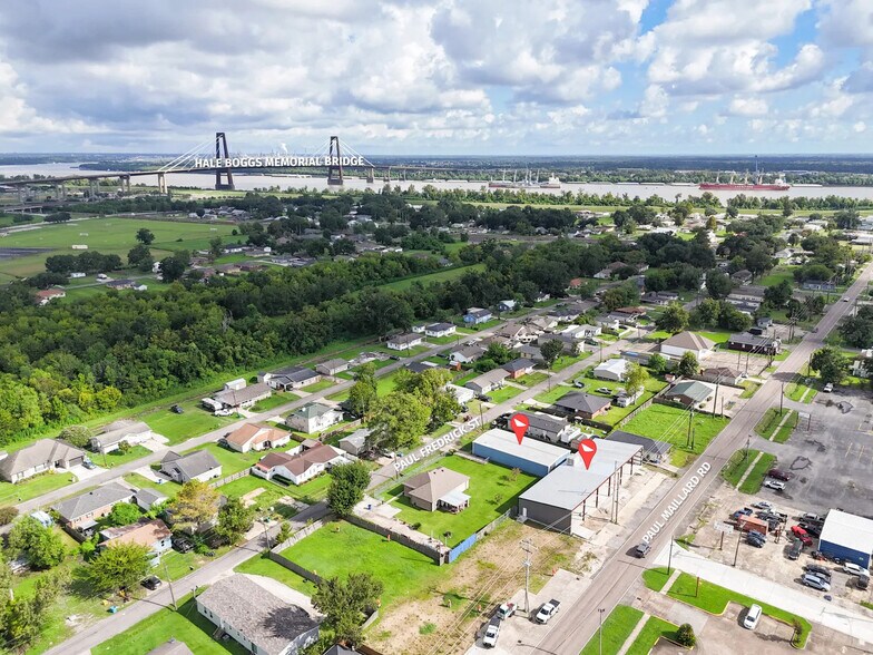 More Photos Of 760 Paul Maillard Rd, Luling Warehouse For Sale