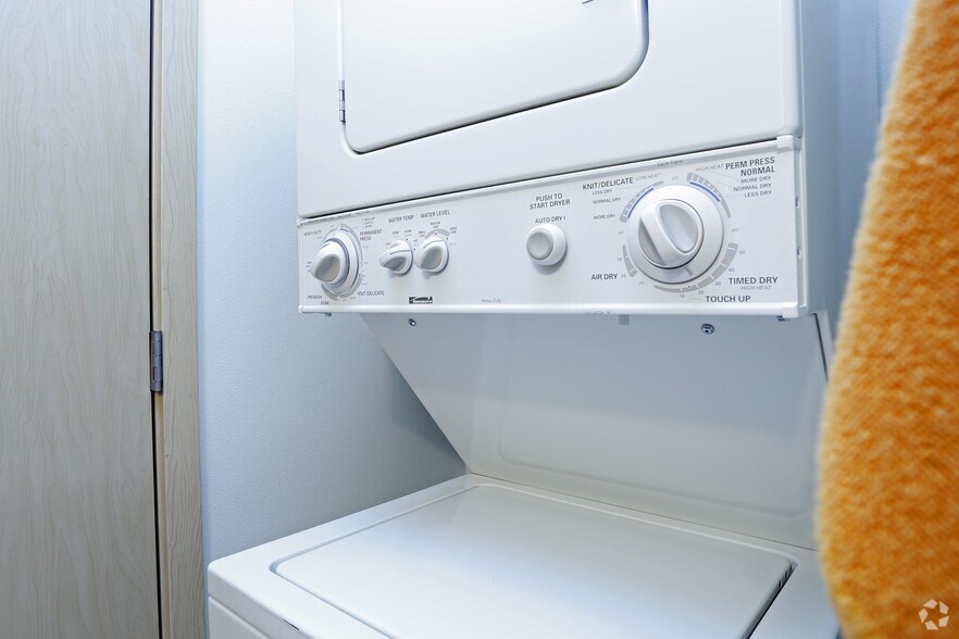 More Photos Of 507 NE Northgate Way, Seattle Apartments For Lease