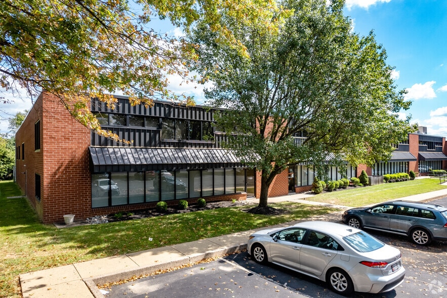 Primary Photo Of 54-98 Walker Ln, Newtown Research And Development For Lease
