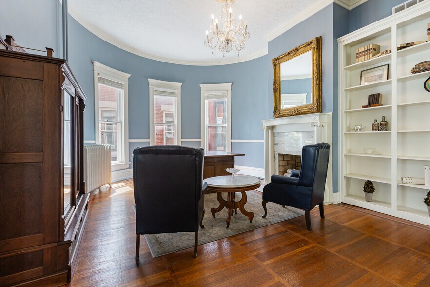 More Photos Of 1542 Frederica St, Owensboro Office Residential For Sale