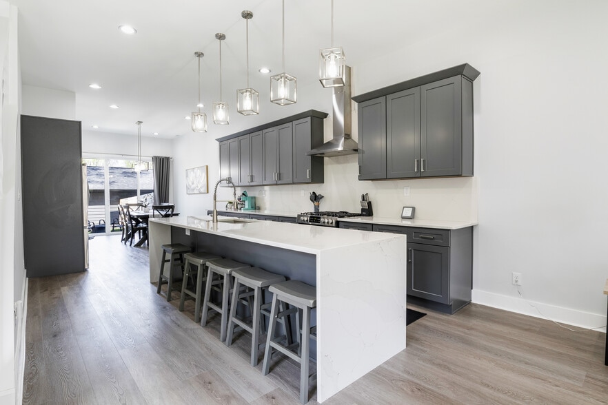 More Photos Of 2226-2232 Central Ave, Indianapolis Apartments For Sale