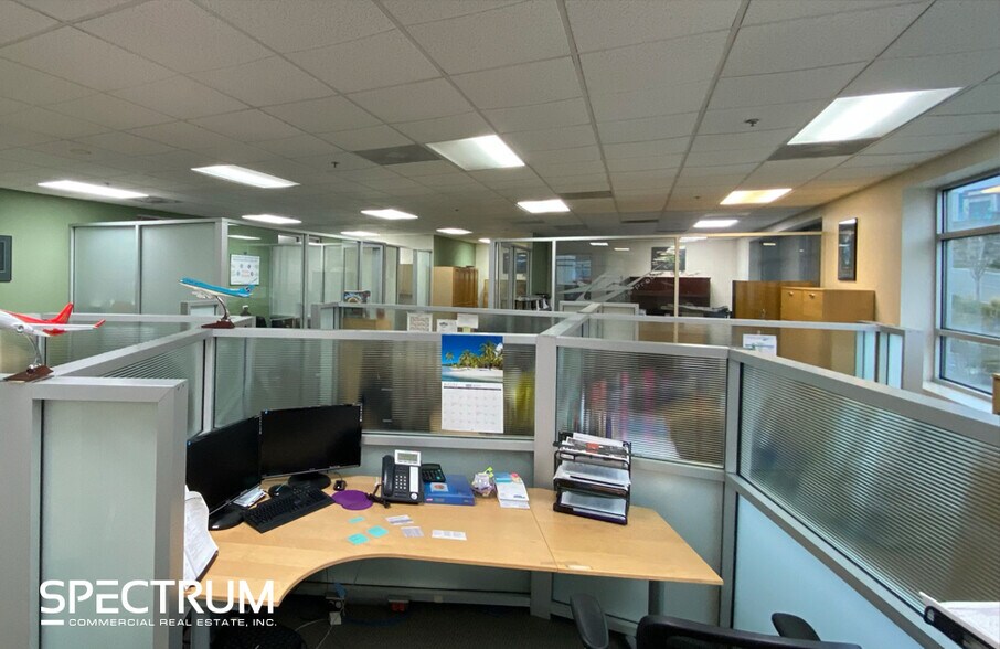 More Photos Of 28732 Witherspoon Pky, Valencia Manufacturing For Lease