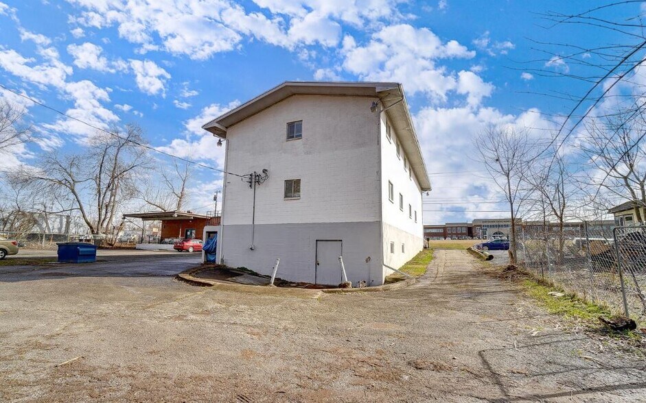 More Photos Of 5125 N Dixie Dr, Dayton Medical For Lease