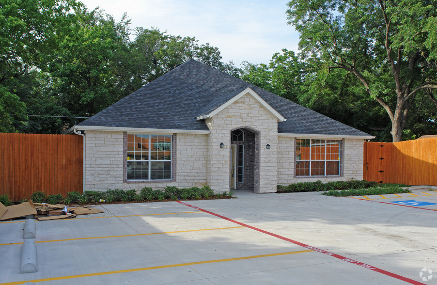 Primary Photo Of 2920 Inwood Rd, Dallas Office For Lease