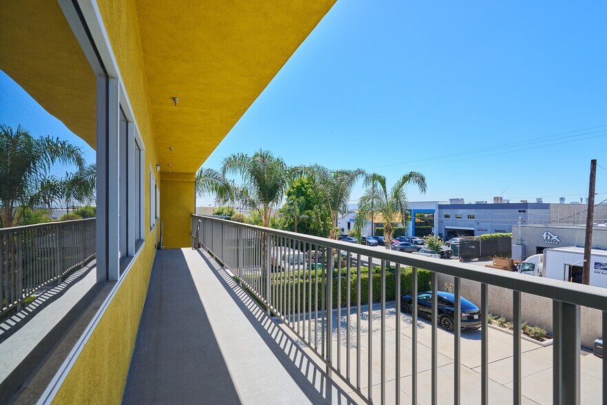 More Photos Of 9517 Gidley St, Temple City Manufacturing For Lease