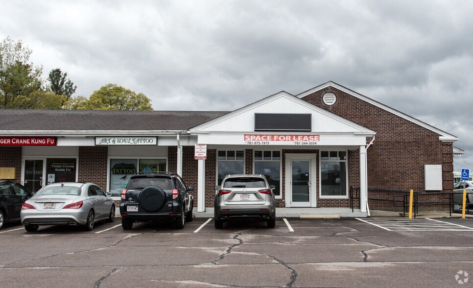 More Photos Of 80-90 Copeland Dr, Mansfield Storefront Retail Office For Lease